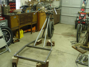 Photo of front fork mounting on chopper trike