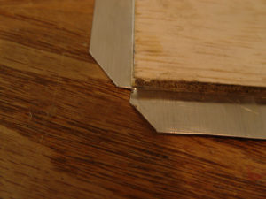 Photo showing how to cut outside corners